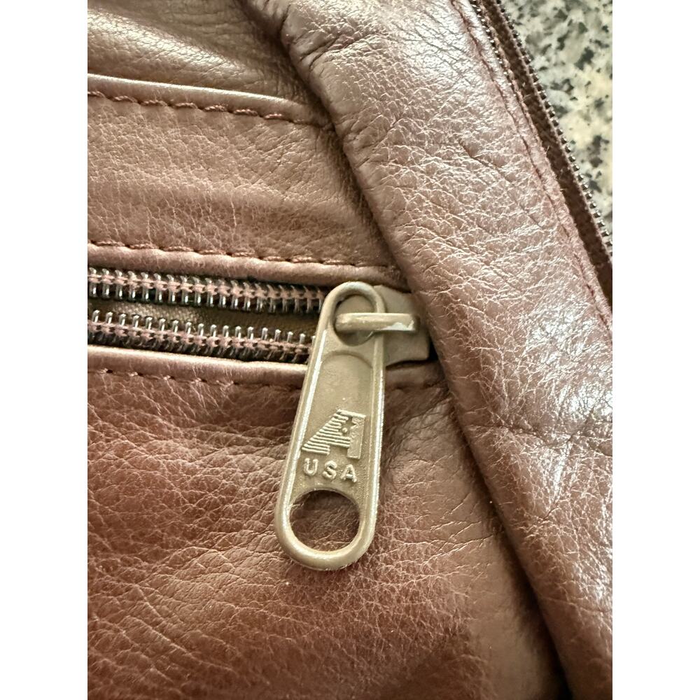 Vintage Ameribag Healthy Back Bag Leather Ergonomic Sling Bag 1990s — image 3 of 8